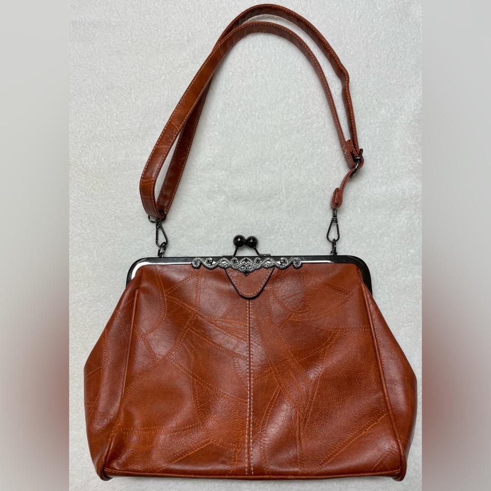 Vintage Brown Shoulder Purse With Clasp